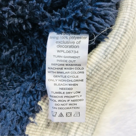 Nautica, Fleece Lined Logo Hoodie, Size M (10/12) - Picture 10 of 15